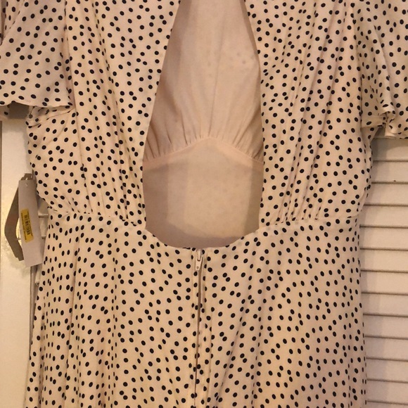 White polka dot dress - Picture 3 of 5